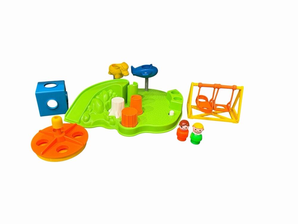 Vintage Fisher Price Little People Playground #2525 Complete 1986